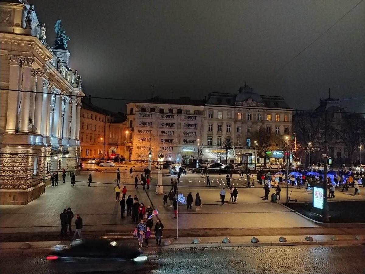 Apartment In The Centre Of Lviv Eksteriør bilde