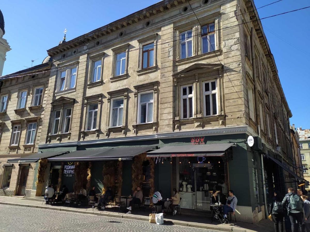 Apartment In The Centre Of Lviv Eksteriør bilde