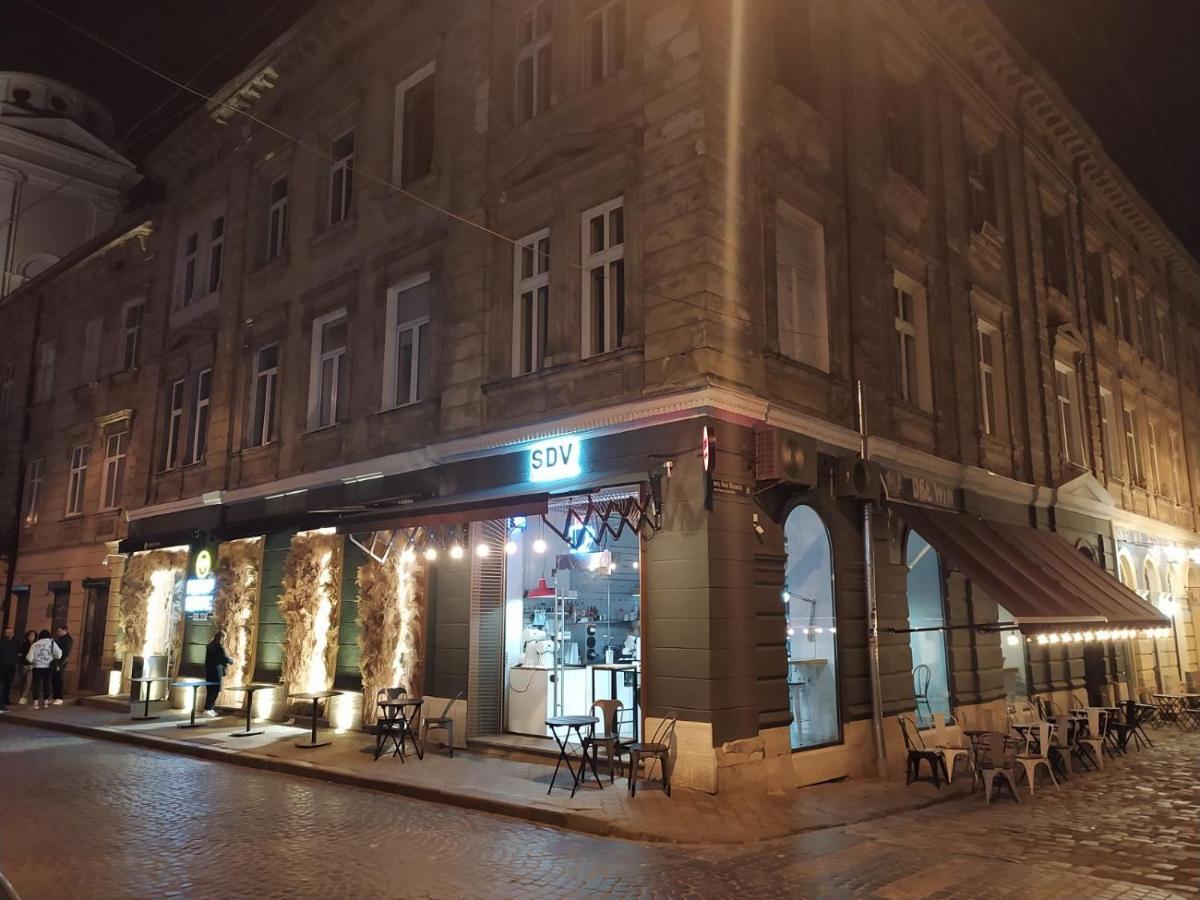 Apartment In The Centre Of Lviv Eksteriør bilde
