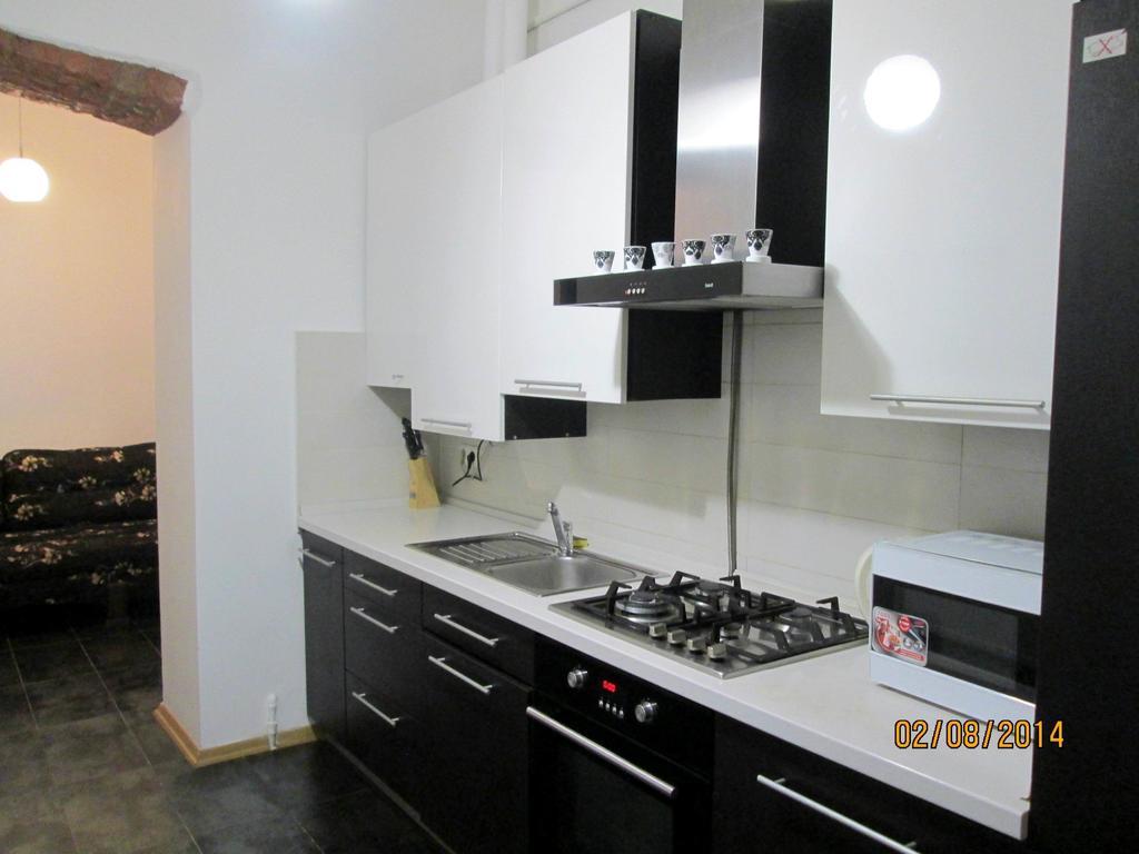 Apartment In The Centre Of Lviv Eksteriør bilde