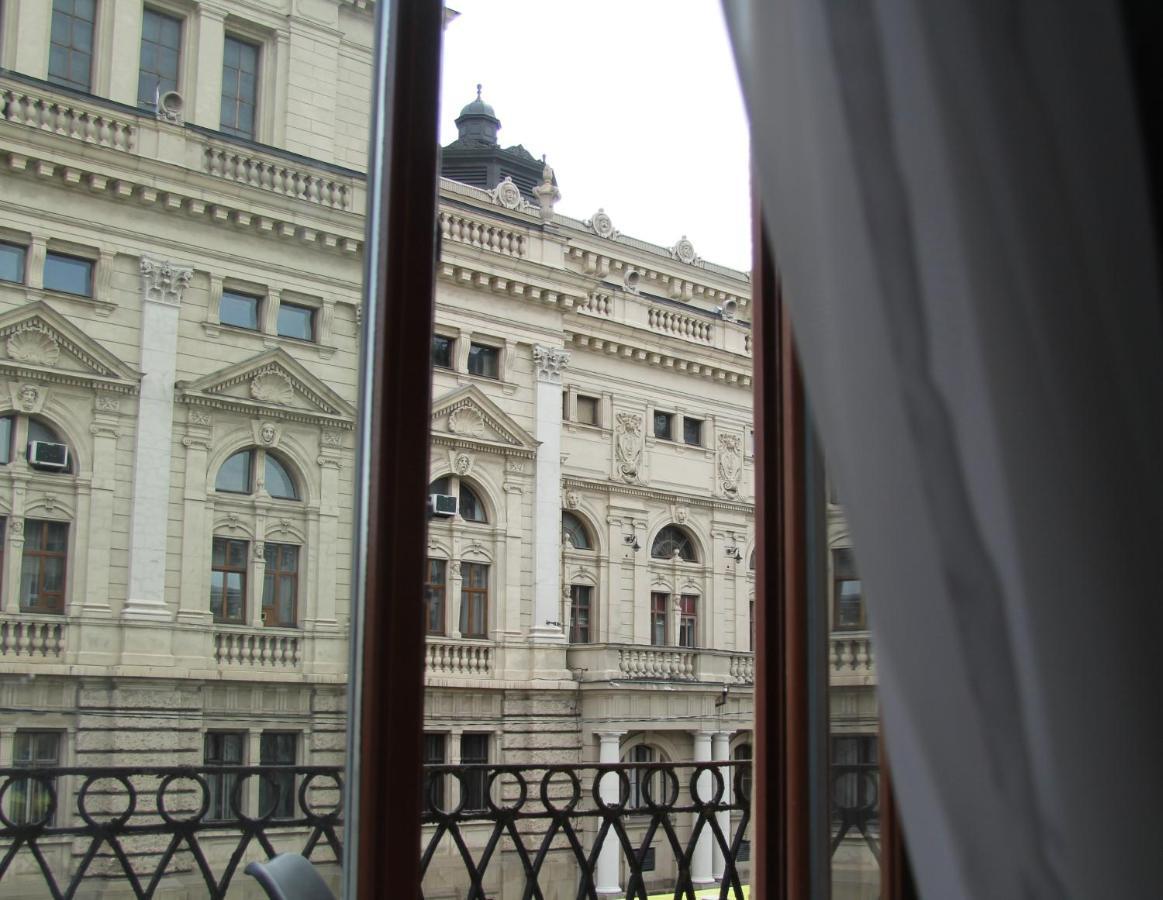Apartment In The Centre Of Lviv Eksteriør bilde